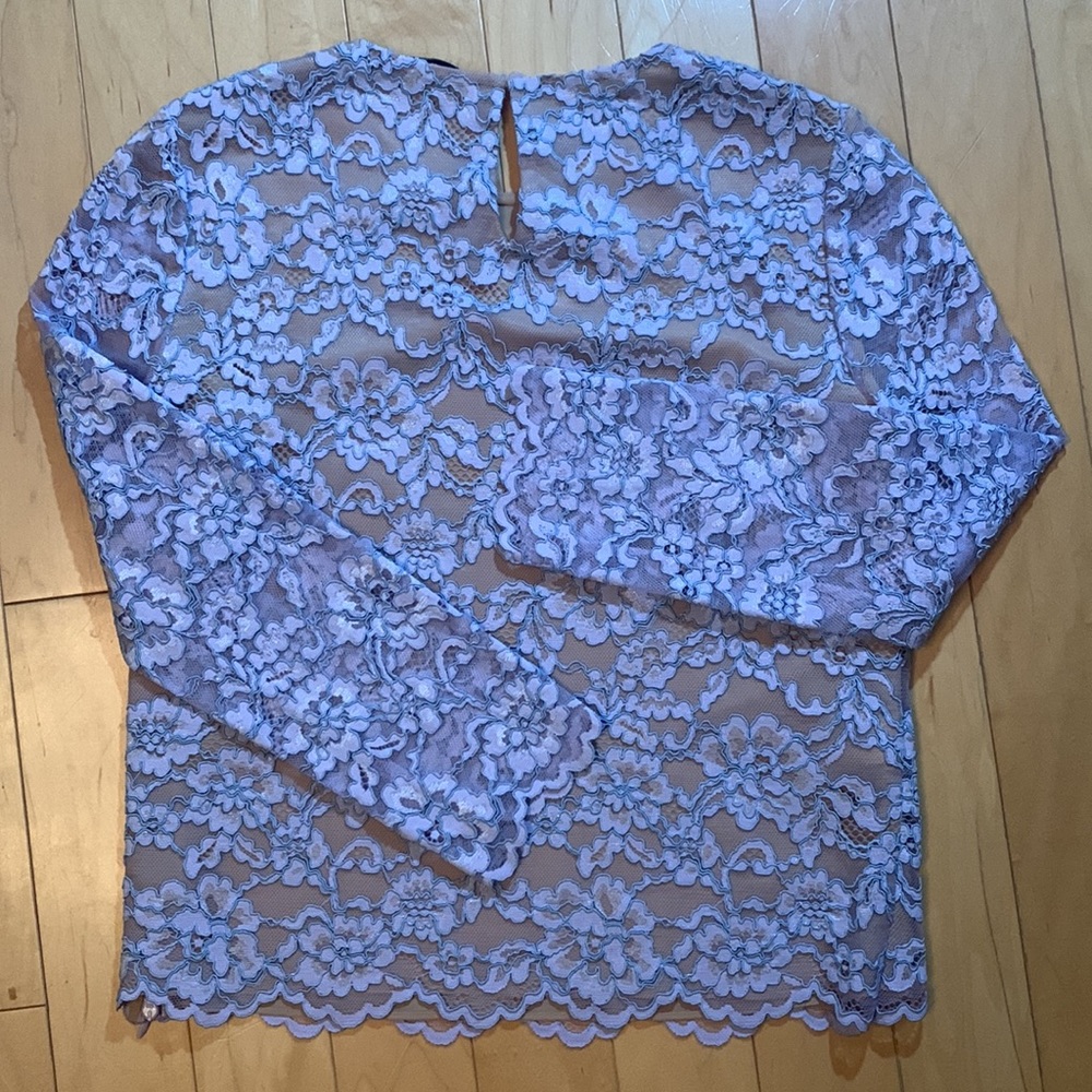 DVF Blouse - Picture 4 of 9